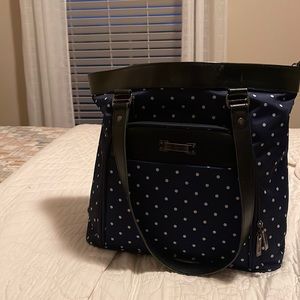 Kenneth Cole Reaction navy white dot airline travel purse.